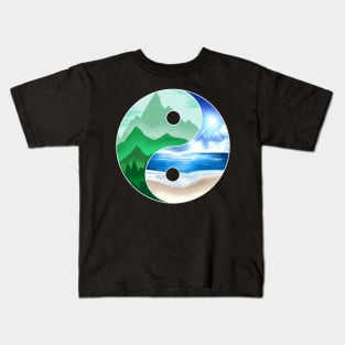 Logo Yin And Yang - Mountains And Ocean For Earth Day Kids T-Shirt